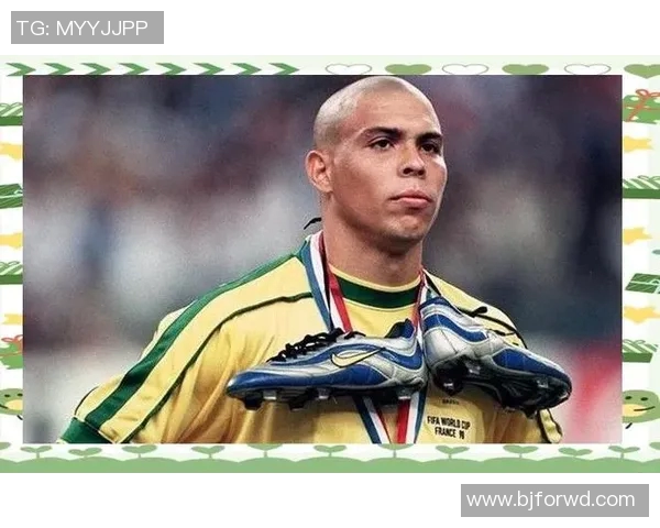 全球足球明星前20名盘点他们的传奇故事与辉煌成就